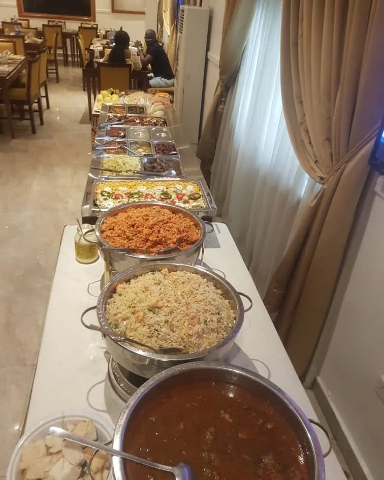 E3 Restaurant Buffet-Foodies Delight