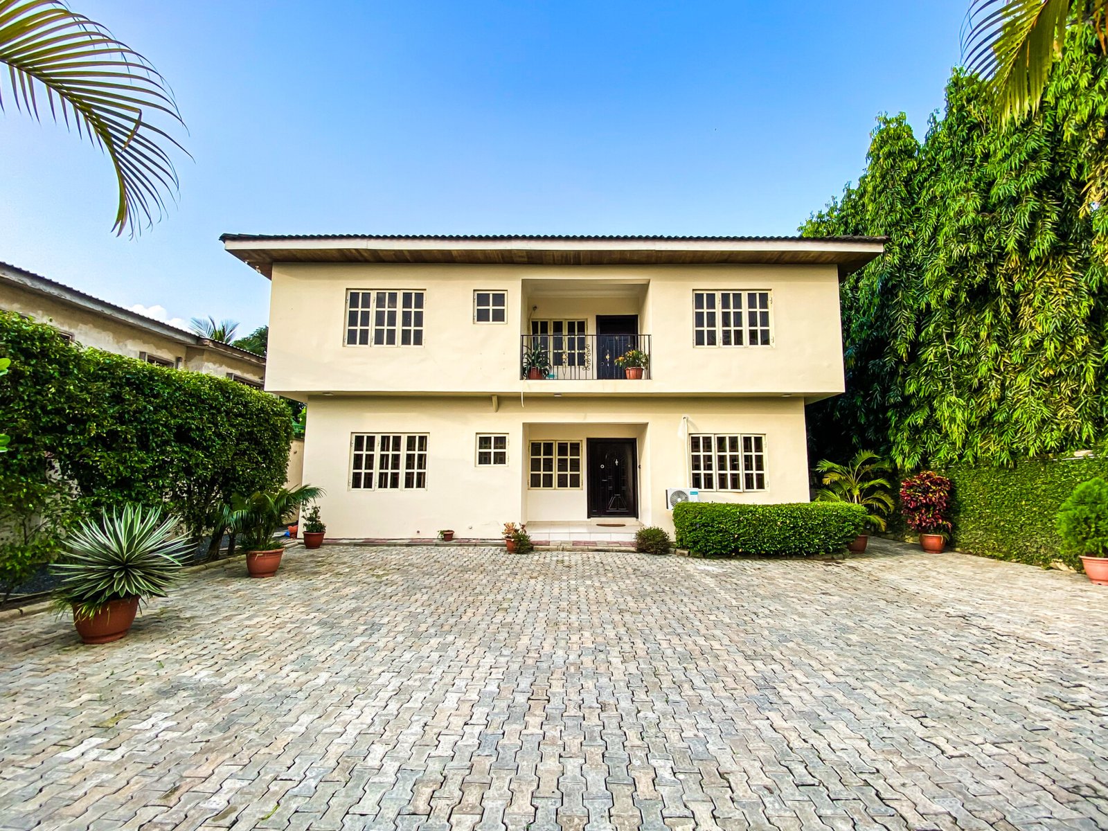 ChallawaRiver Homes - Shortlets